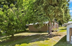 4417 Washington St, Clayton, WA 99110