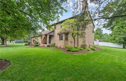 201 44th Street NW, Canton, OH 44709