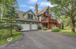 187 Ash Drive, Long Pond, PA 18334
