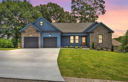 32 Seven Pines Lane, Chickamauga, GA 30707