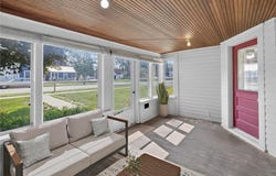 140 5th Street SW, Plainview, MN 55964