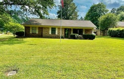 601 Ruth Place, Center, TX 75935