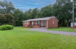 1070 Old Watson Springs Rd, Watkinsville, GA 30677