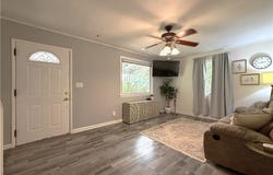 1158 Stony Point Road, Grand Island, NY 14072