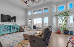 787 W Park Avenue W, Long Beach, NY 11561