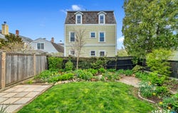 10 Trumbull Street, Stonington, CT 06378