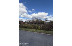 Woodgate Drive, Crossville, TN 38558