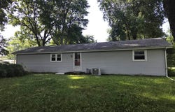 108 E. Mack Ave., Olney, IL 62450