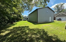 357 Saint Martins Lane, Hazard, KY 41701