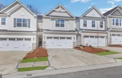 2 Trace Bluff, Dawsonville, GA 30534