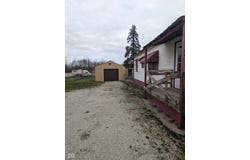 724 E 5th Street E, Connersville, IN 47331
