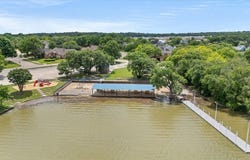 1300 Oak Harbor Boulevard, Azle, TX 76020