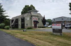 1014 S Beacon Boulevard, Grand Haven, MI 49417