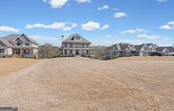 109 River Walk Parkway, Euharlee, GA 30145