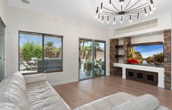 4960 E COLONIAL Drive, Chandler, AZ 85249