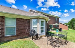 8904 Stony Falls Way, Louisville, KY 40299