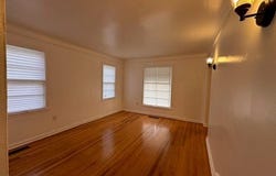 19502 Whitcomb Street, Detroit, MI 48235