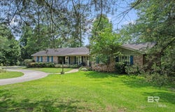 42 Short Drive, Monroeville, AL 36460