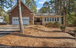 575 S Valley Road, Southern Pines, NC 28387
