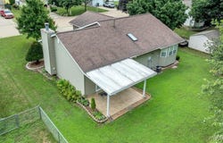 431 Sandalwood Drive, Waterloo, IL 62298
