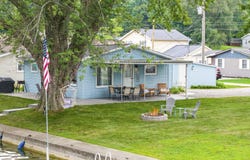 7250 S 180 E Road, Wolcottville, IN 46795