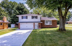 1303 E Dartmoor Avenue, Seven Hills, OH 44131