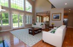 280 Forest Creek Lane, Grand Island, NY 14072