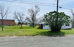 1115 S Thiele Lane, Fredericksburg, TX 78624