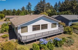 3230 GOLF LINKS RD, Bandon, OR 97411