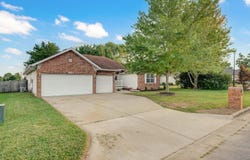 4058 W Monterry Court, Battlefield, MO 65619