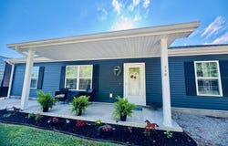 110 Water St, Big Sandy, TN 38221