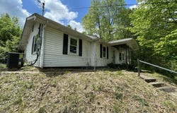 5069 KY 11, Cannon, KY 40923