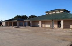 330 Grapevine Highway, Hurst, TX 76054