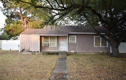 1802 Cottonwood Road, Carrollton, TX 75006