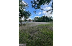 1662 FERRY AVENUE, CAMDEN, NJ 08104