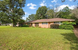 203 Crosby, Henderson, TX 75652