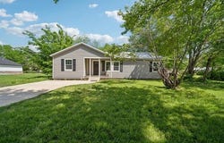 109 S Coo Y Yah Street, Pryor, OK 74361