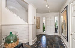 100 TCHEFUNCTE OAKS Drive, Mandeville, LA 70471