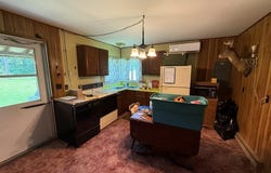 3802 Lamberton Road, Franklin, PA 16323