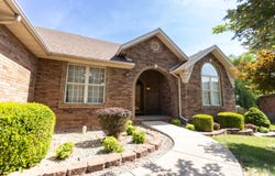 901 W Yellowstone Street, Nixa, MO 65714