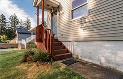 2606 Monroe St, Harrison Twp, PA 15065
