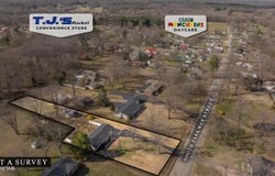 238 S Parkway Street, Dresden, TN 38225