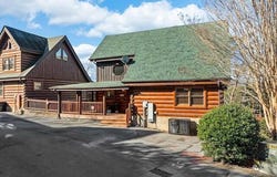 1308 Timberwolf Way, Sevierville, TN 37876