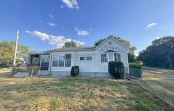 3602 S 78th Road, Humansville, MO 65674