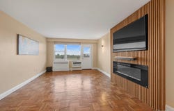 1841 Central Park Avenue, Yonkers, NY 10103