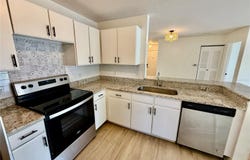940 VILLAGE TRAIL, PORT ORANGE, FL 32127