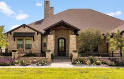 9390 Burnett Road, Ponder, TX 76259