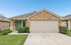 136 Ellinger RD, Georgetown, TX 78626