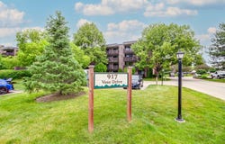 917 Vose Drive, Gurnee, IL 60031