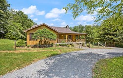 65 TRENTON Court, Nancy, KY 42544